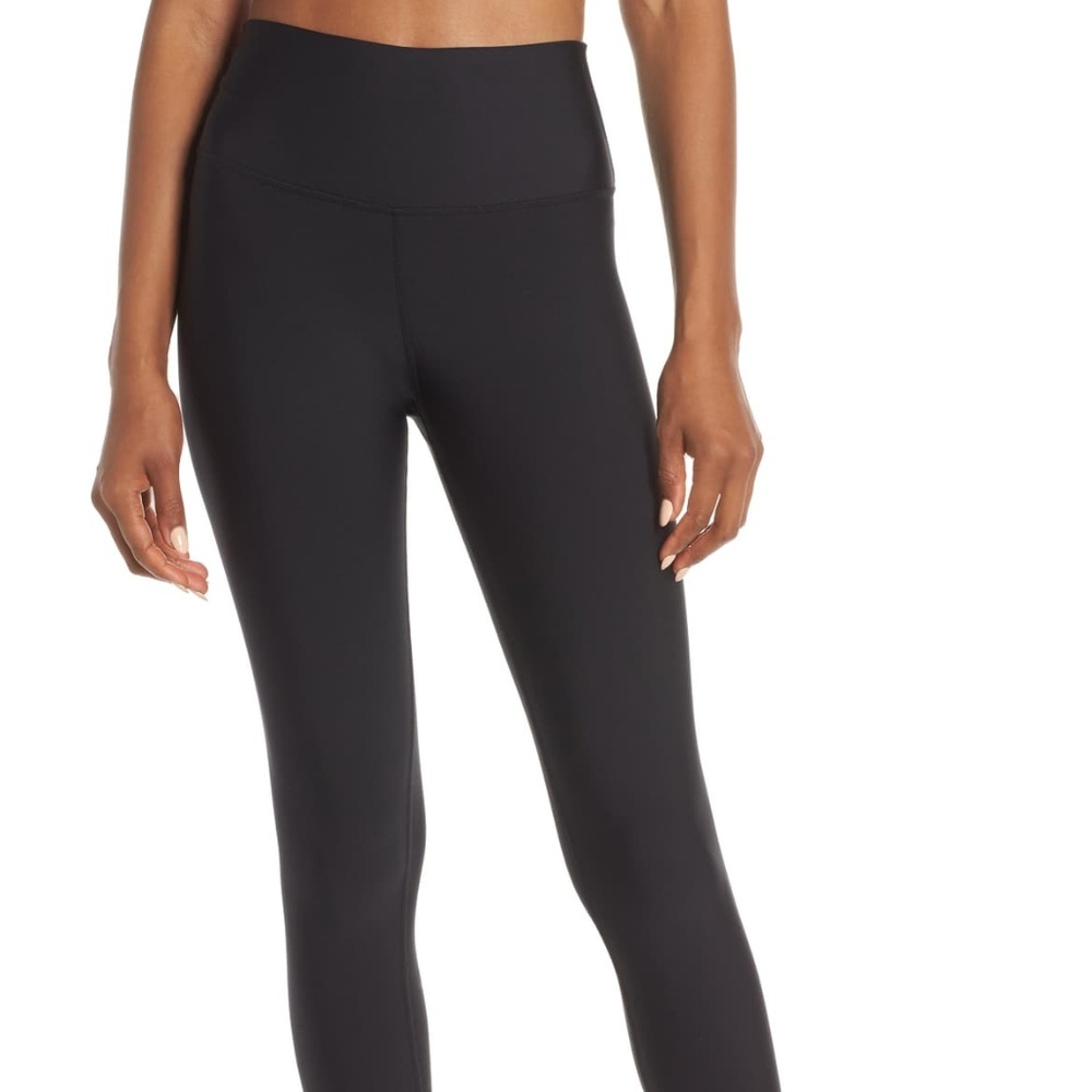 ALO Airlift High Waist 7/8 Leggings Black Size L